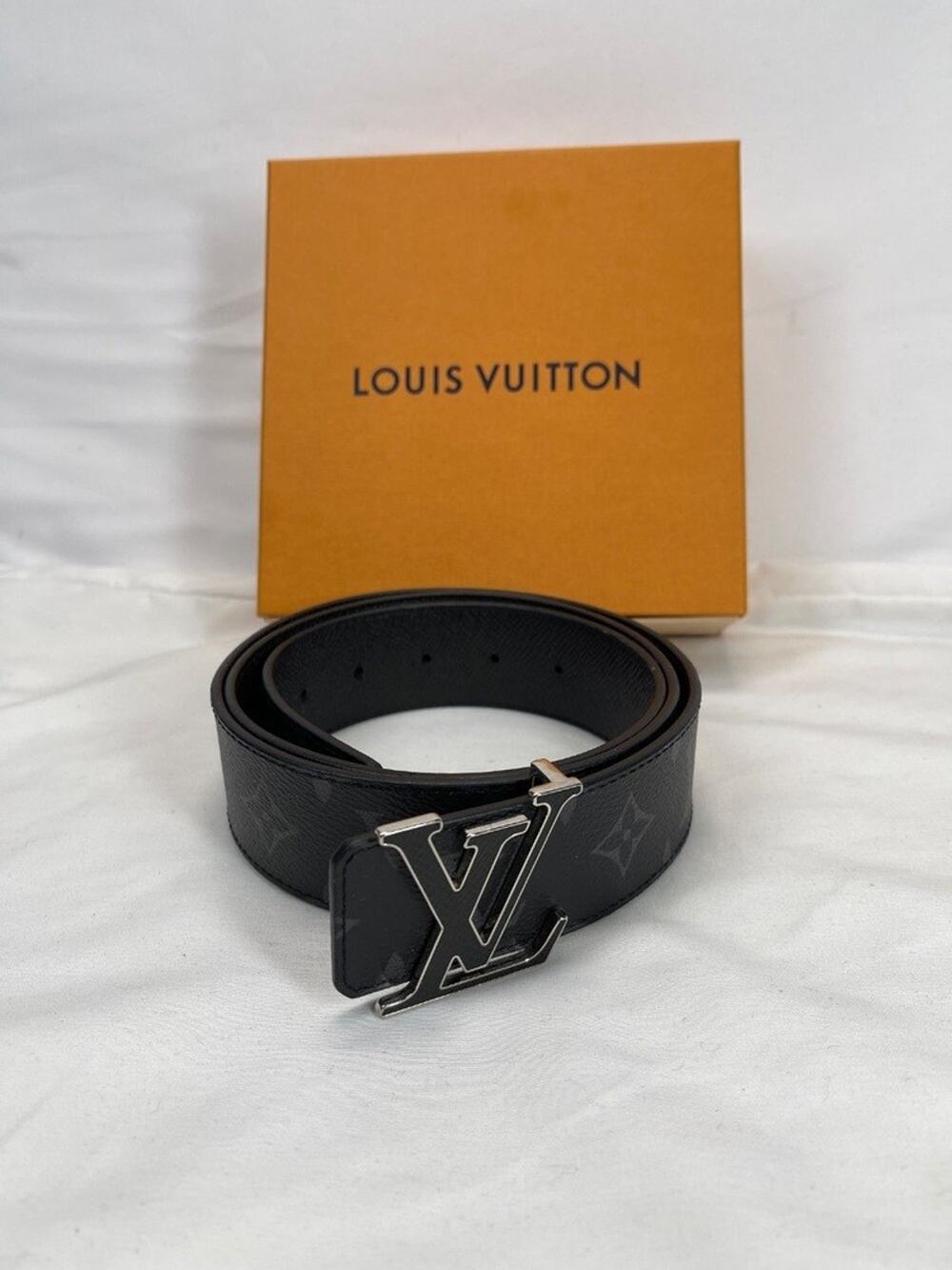 Louis Vuitton M0157 LV Initiales 40mm Reversible Belt Size 100-40 SPBJKI 350163